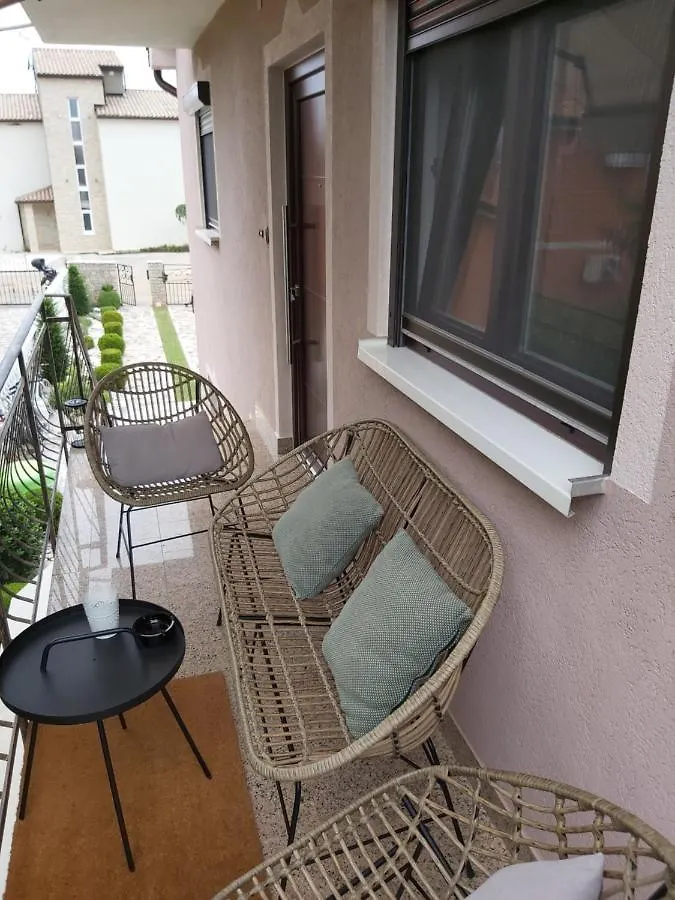 Ferienwohnung Mit 2 Schlafzimmer Oder Studio Apartment - Istrien-Fiorini 브르토니글라 펜션
